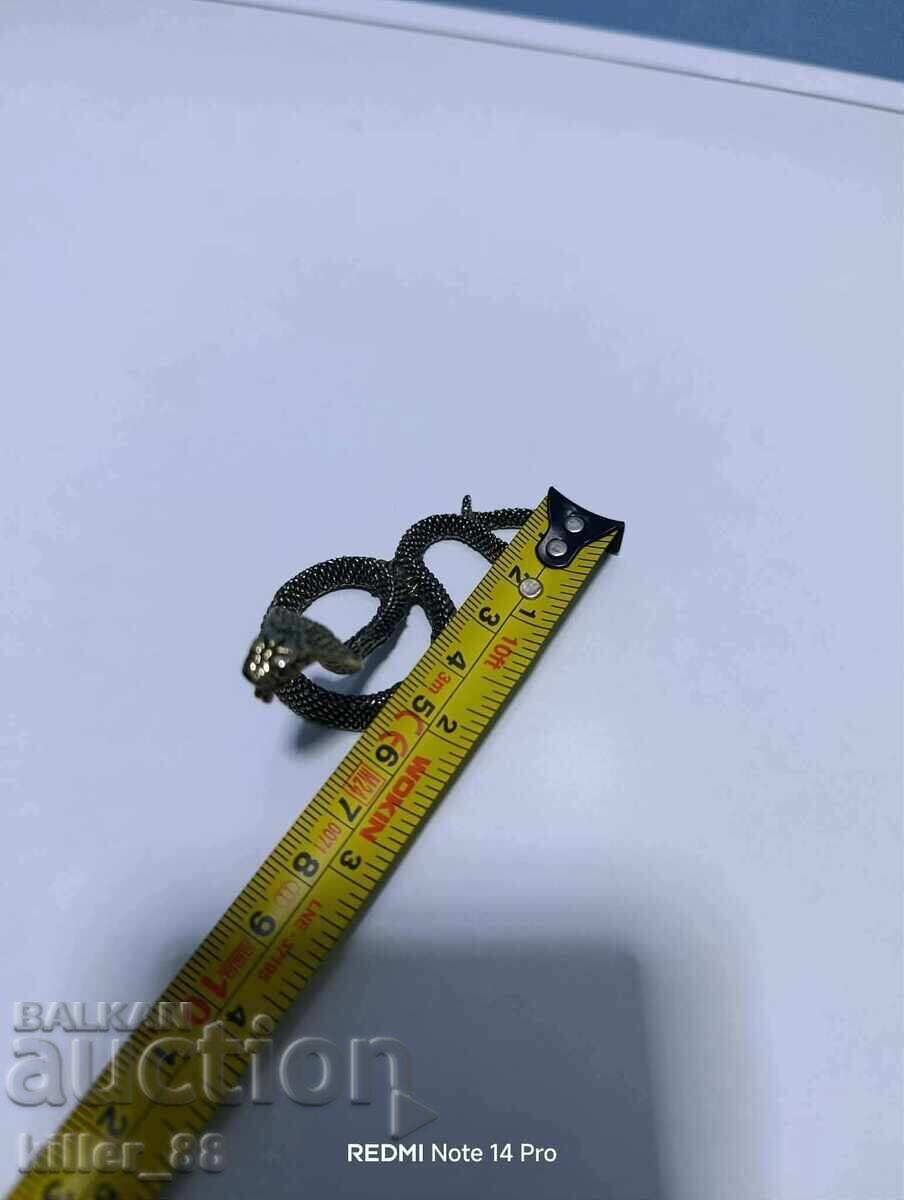 Δημοπρασία Κόμπρα