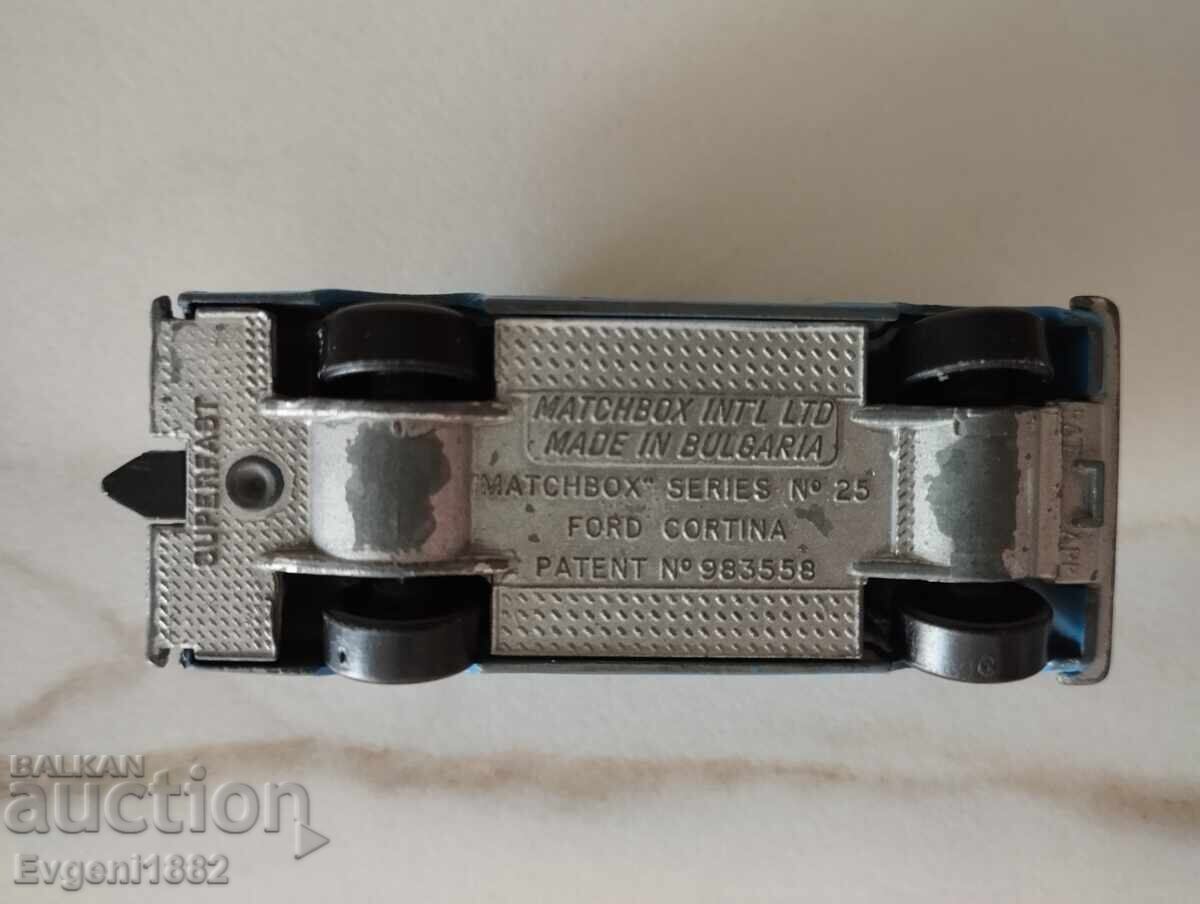 Ford Cortina Matchbox made in Bulgaria Matchbox Cart - 6