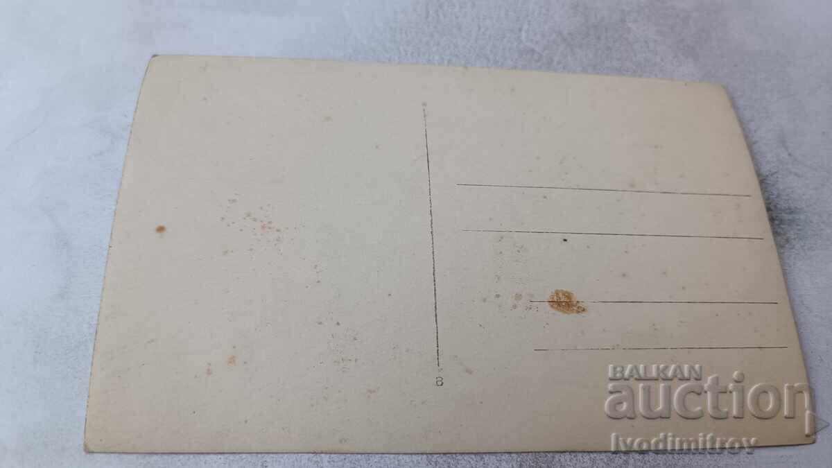 Φωτογραφία Νεαρό κορίτσι με φαρδύ καπέλο με τιμή € 1.08 | 2.11 BGN