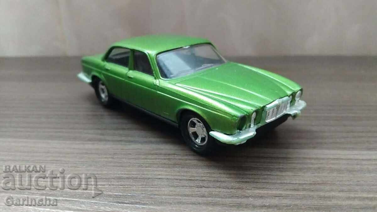 Matchbox Bulgaria 1/43 Jaguar with price € 34.00 | 66.50 BGN
