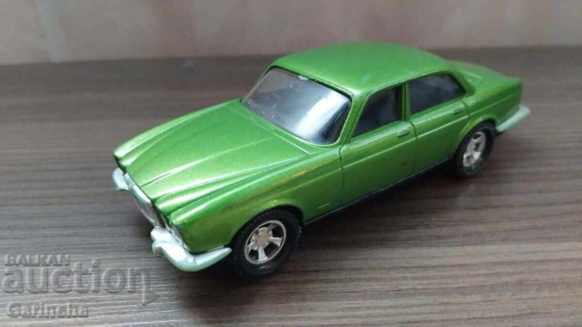 Matchbox Bulgaria 1/43 Jaguar