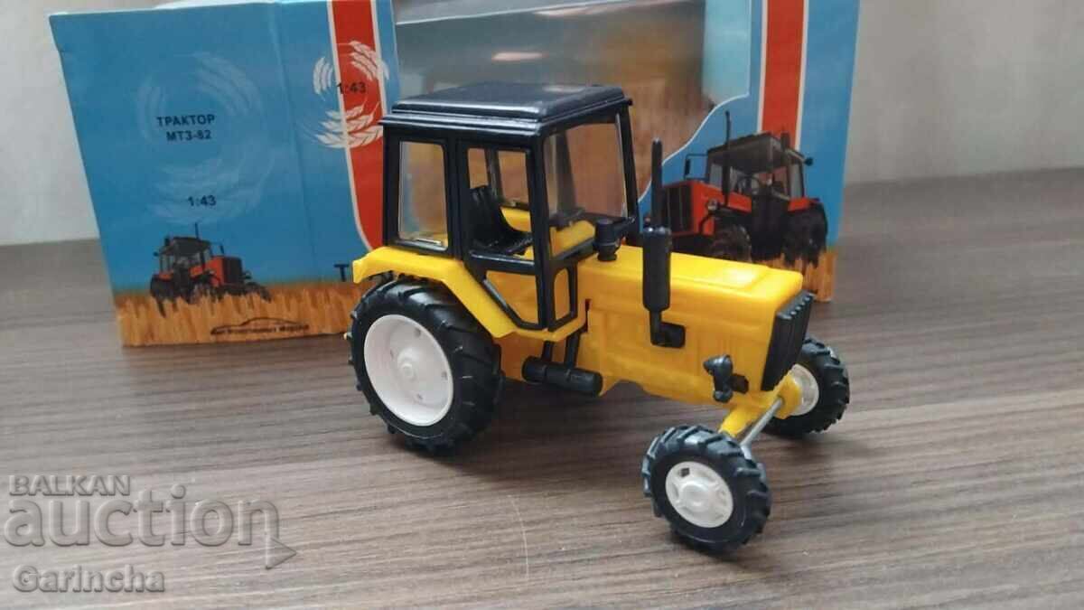 Трактор Беларус 1/43 Made in Rossii