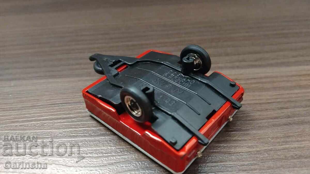 Δημοπρασία Ρυμουλκούμενο ΣΚΙΦ 1/43 Κατασκευασμένο στη Ρωσία