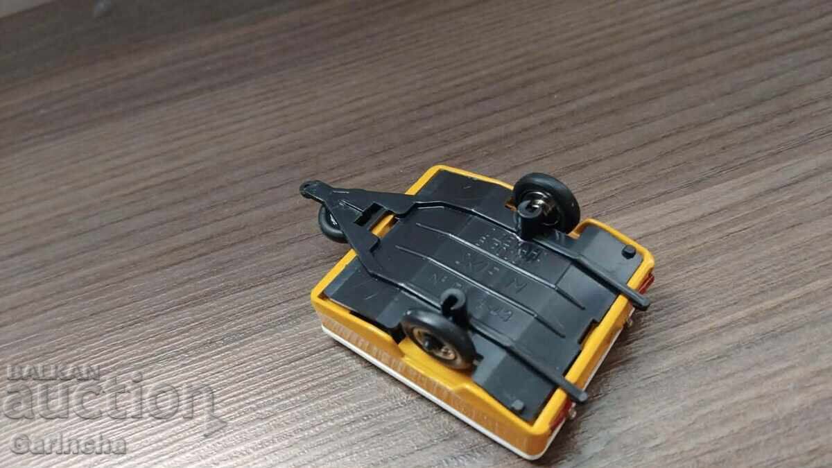 Δημοπρασία Ρυμουλκούμενο ΣΚΙΦ 1/43 Κατασκευασμένο στη Ρωσία