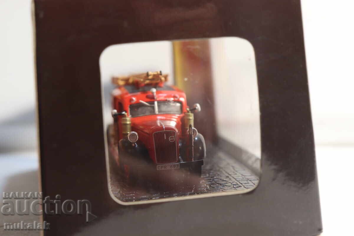 1/72  ATLAS   VOLVO ВОЛВО  КАМИОН ПОЖАРНА   МОДЕЛ КОЛИЧКА - 5