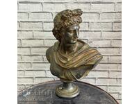 Διακοσμητική προτομή σε κλασικό στυλ