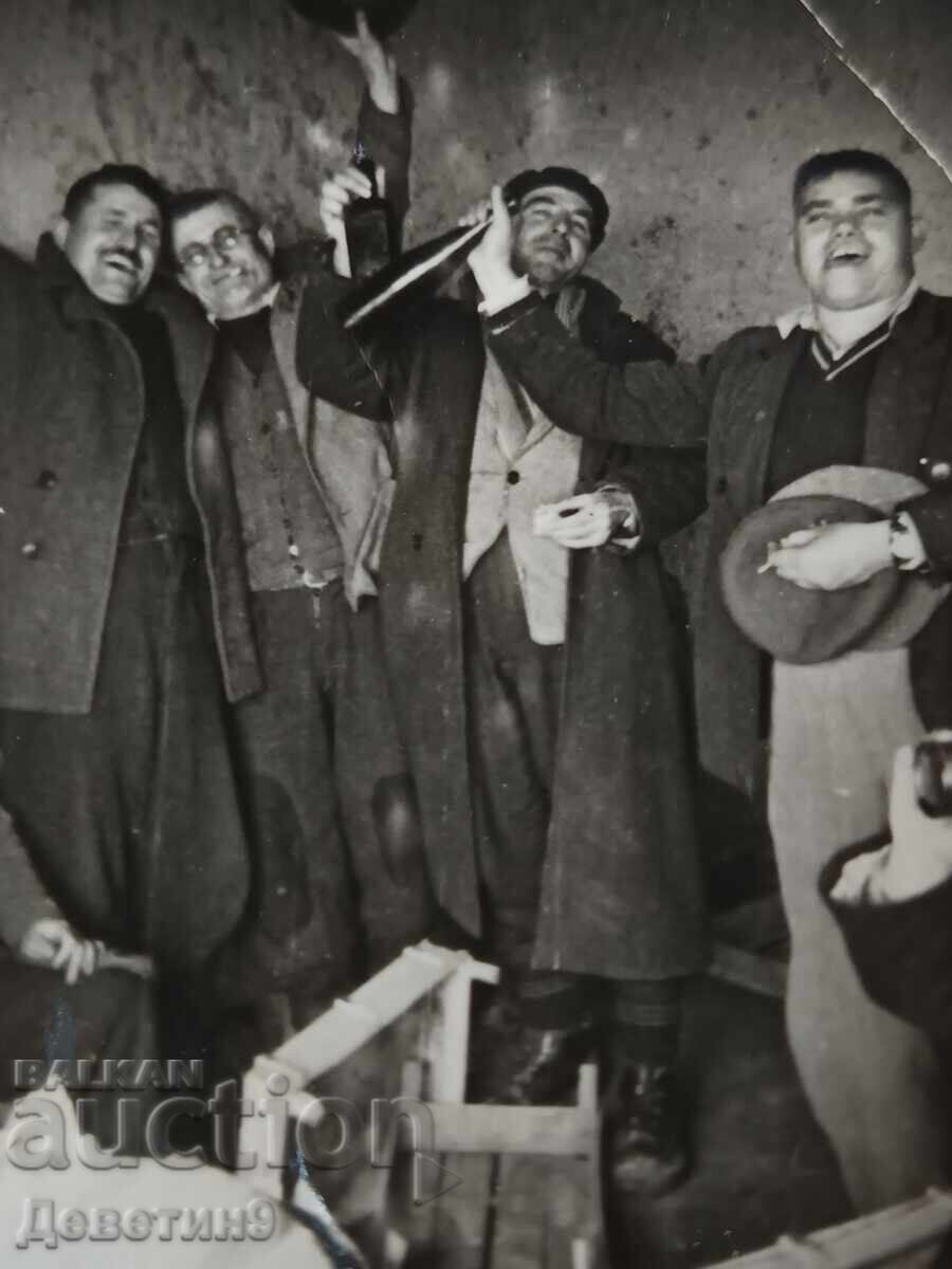 Licitație Actori de teatru de la țară
