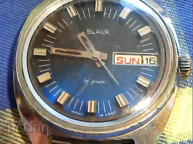 Ρωσικό ρολόι, λειτουργεί τέλεια