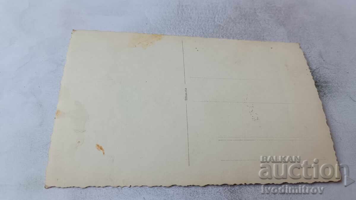 Fotografie Băiețel și fetiță cu biciclete retro cu preț € 1.06 | 2.07 BGN