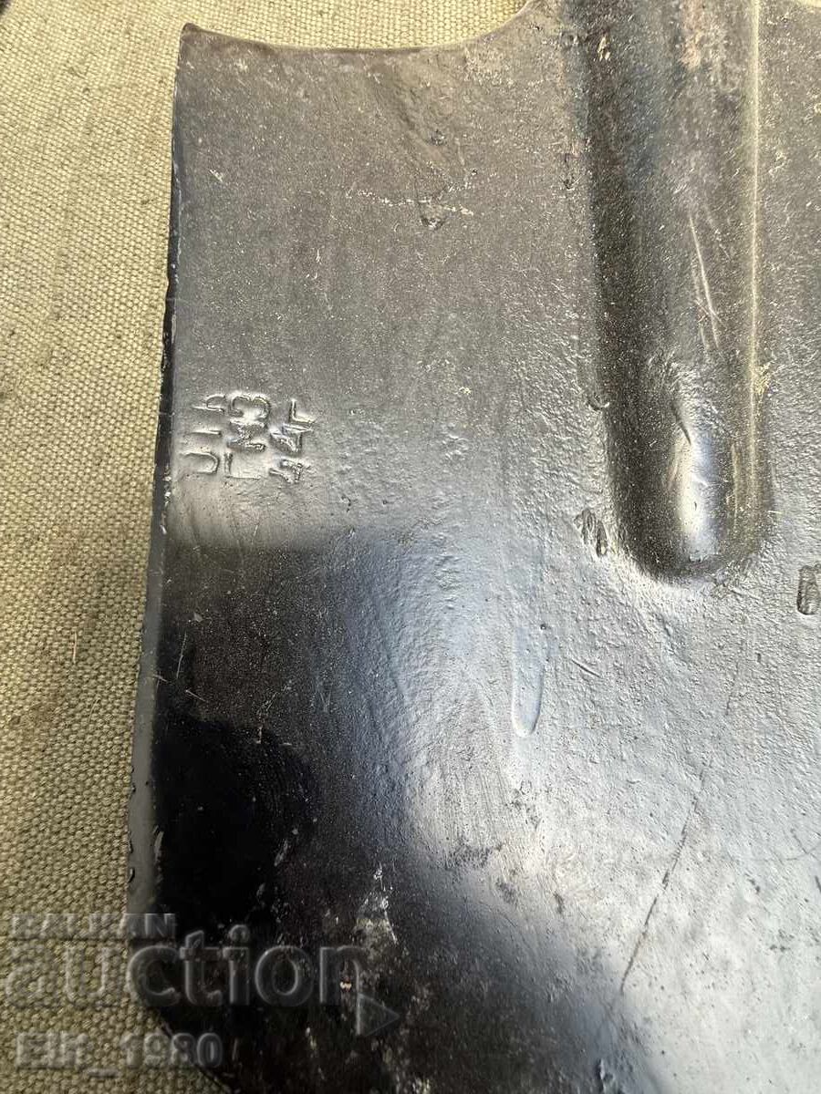 Russian soldier's shovel 1944 with price € 35.00 | 68.45 BGN