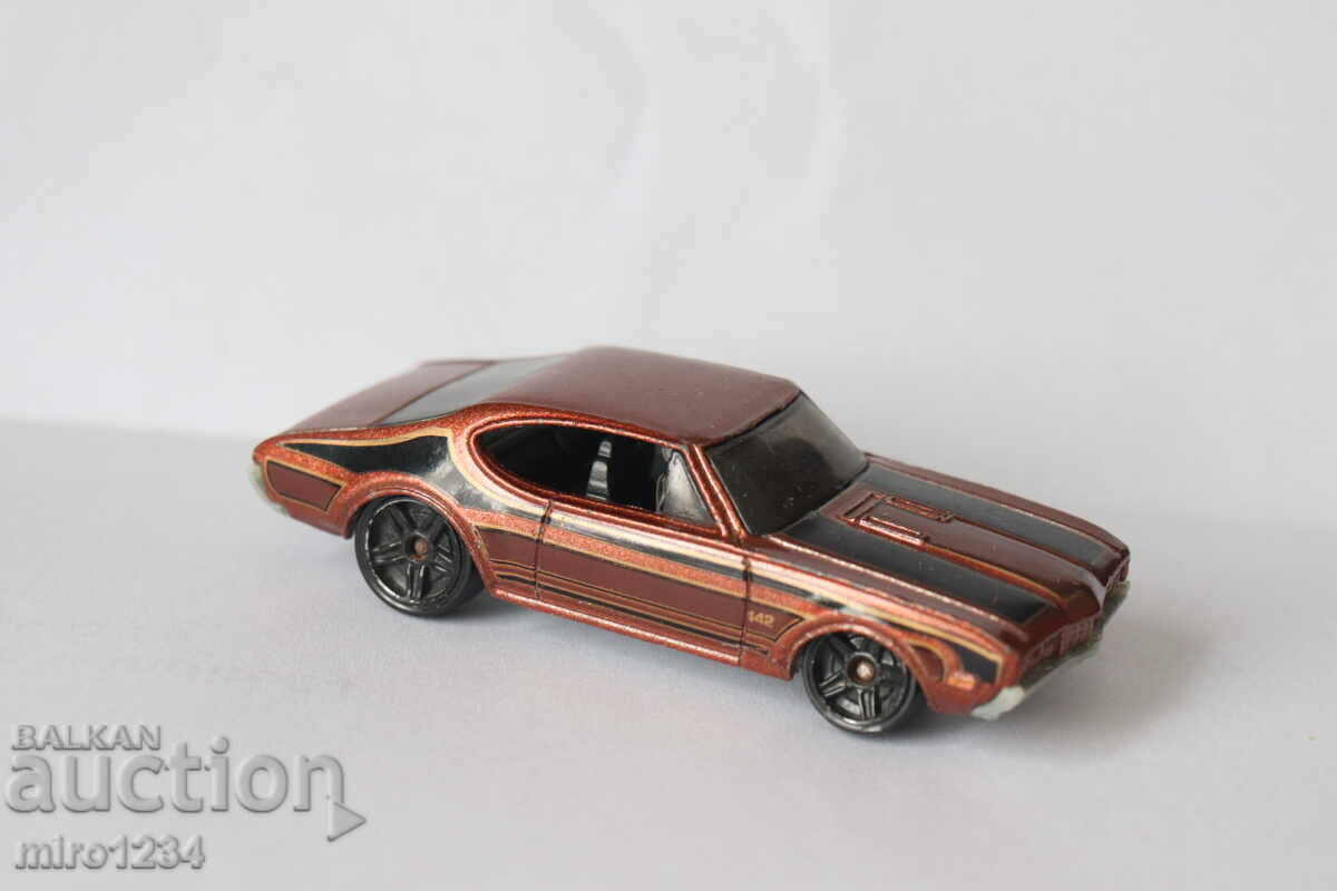 Livrarea HOT WHEELS OLDS 442 MAȘINUȚĂ JUCĂRIE MODEL
