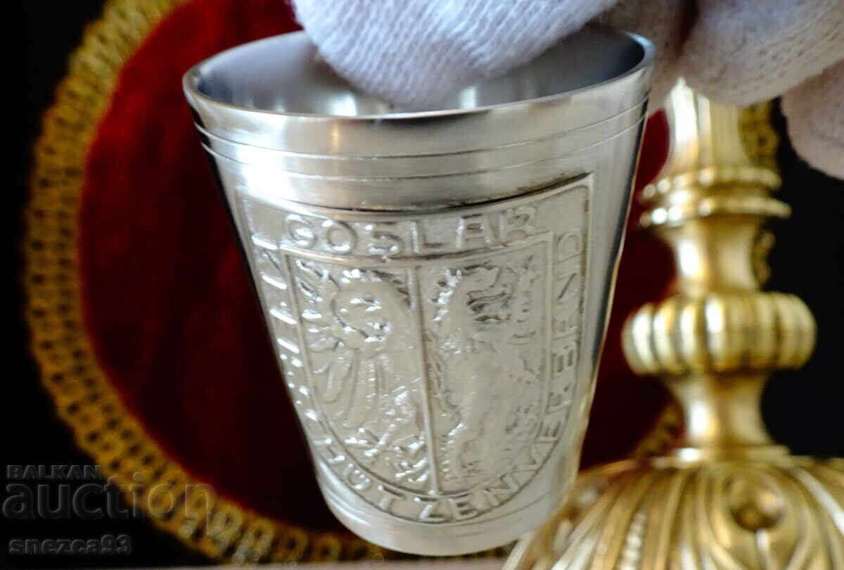 Pahar din cositor pentru rachiu, dragon cu preț € 9.99 | 19.54 BGN