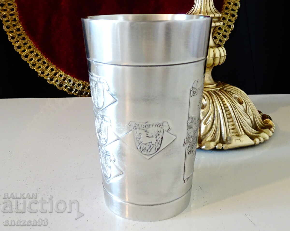 Livrarea Cană din cositor 450 ml, cavaler, castel, steaguri