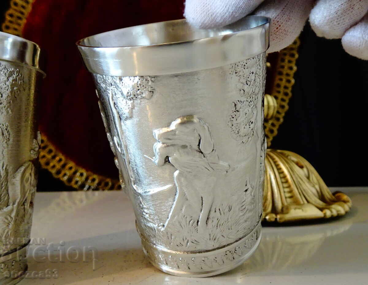 Livrarea Pahare de vin din cositor, vânătoare, câine, cerb