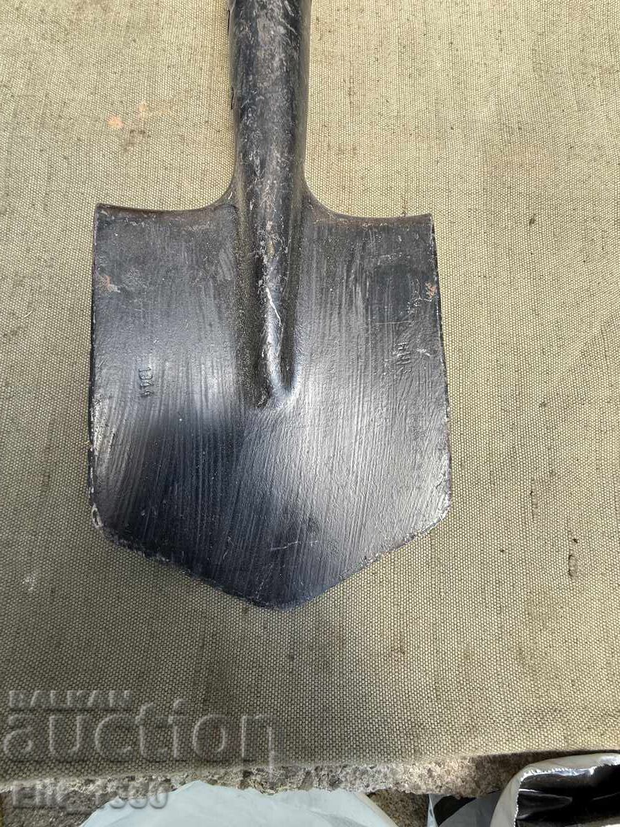 Russian soldier's shovel 1944 with price € 35.00 | 68.45 BGN