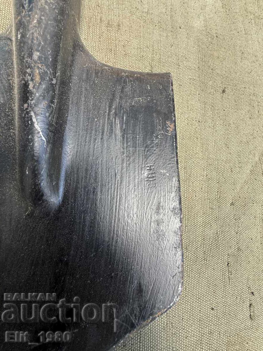 Auction  Russian soldier's shovel 1944