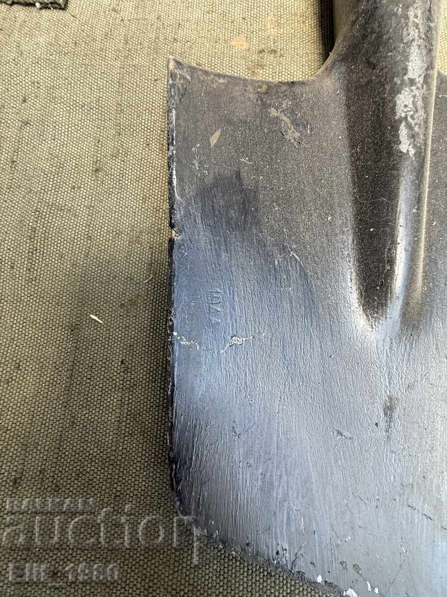 Auction Russian soldier's shovel 1944 Auction Russian soldier's shovel 1944