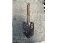 Soldier's shovel 1915