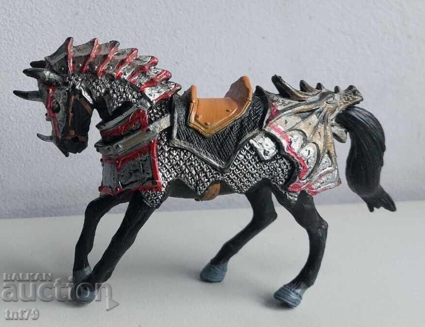 Figurină fantasy: cal cu preț € 3.00 | 5.87 BGN