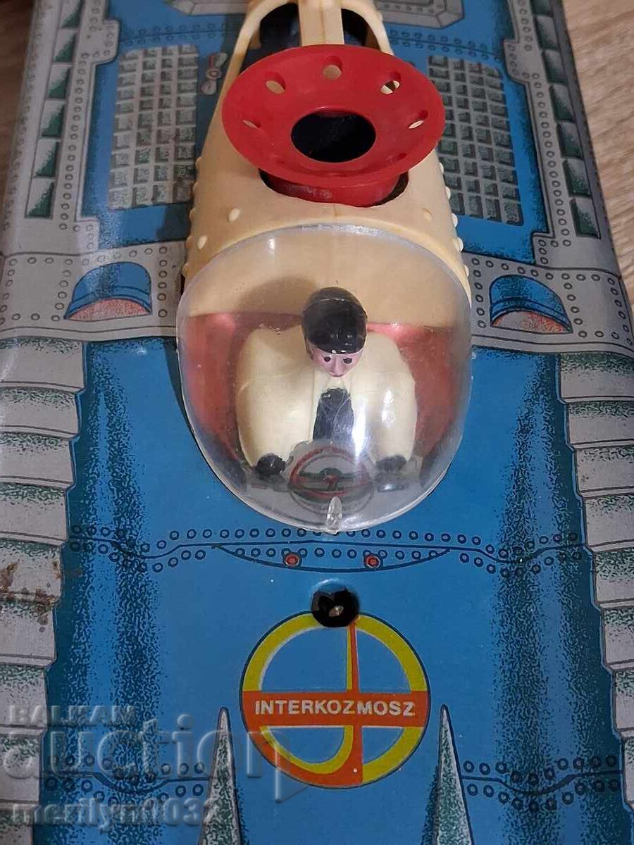 Ламаринена играчка звездолет космически кораб Интеркосмос с цена € 40.39 | 79.00 лв.