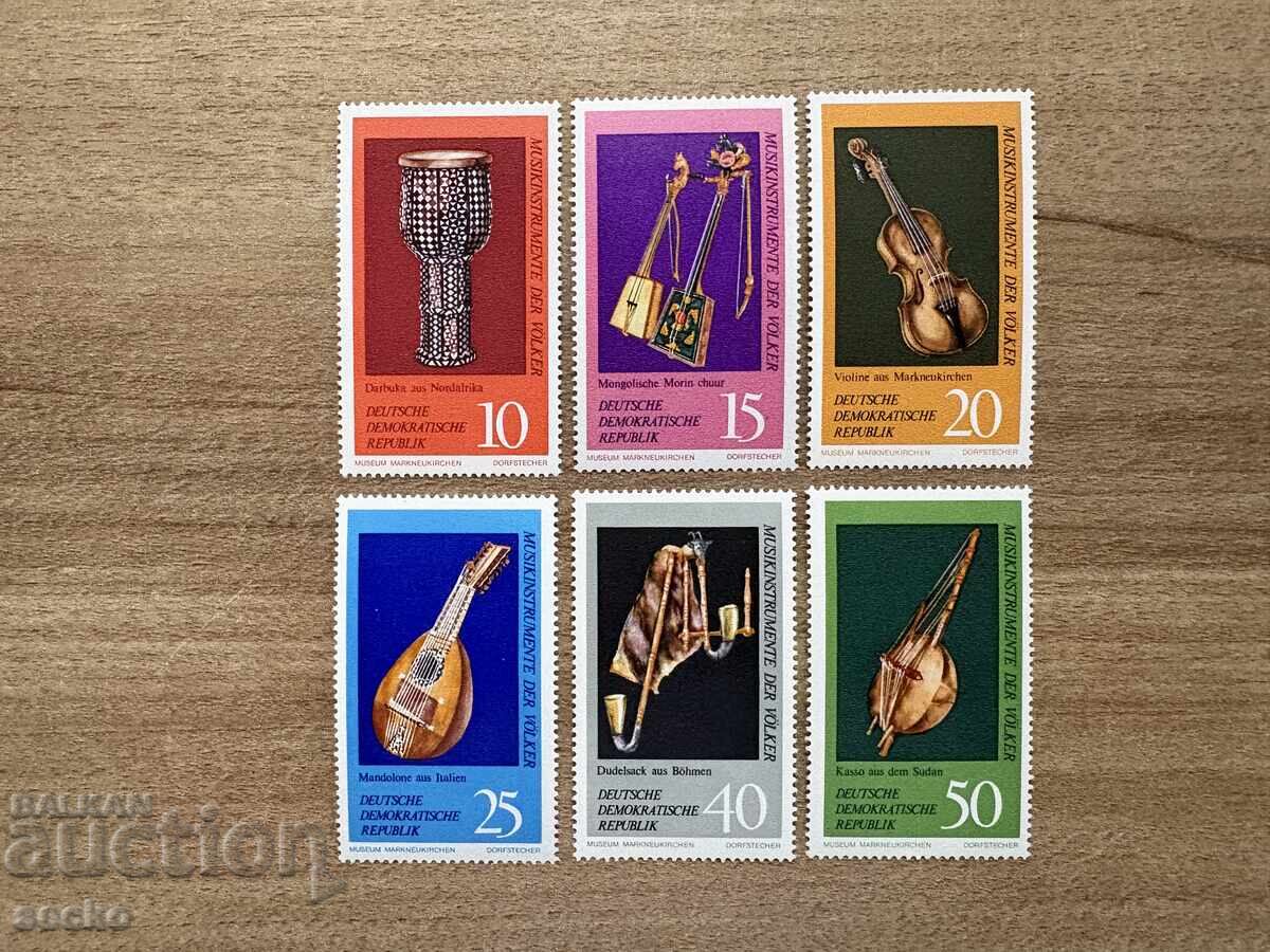 GDR - Folk Musical Instruments (1971) MNH