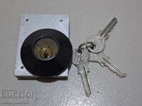 Încuietoare veche YETI cu cheie pentru dulap, anii '70-'80 ai secolului XX