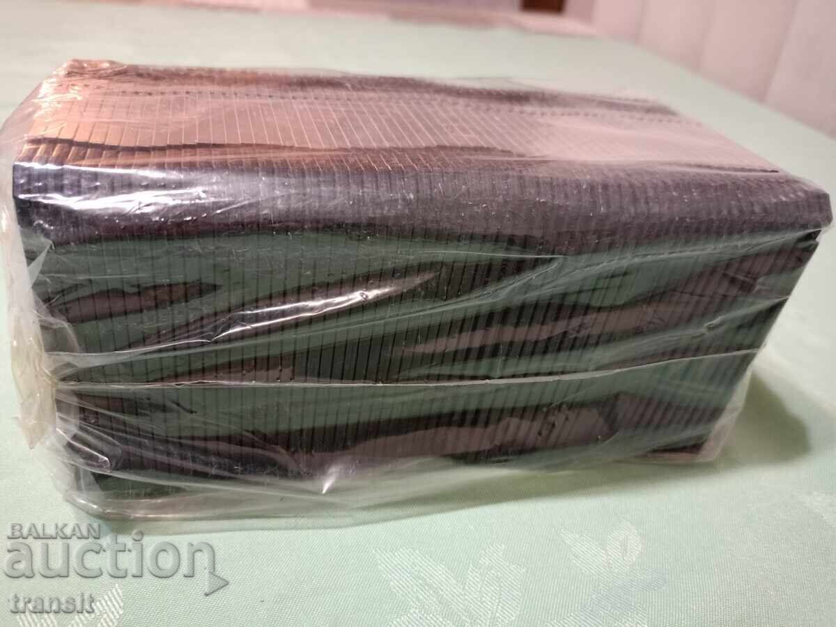 Флопи диск 60 бр. нови.Черни на цвят. с цена € 0.01 | 0.02 лв.