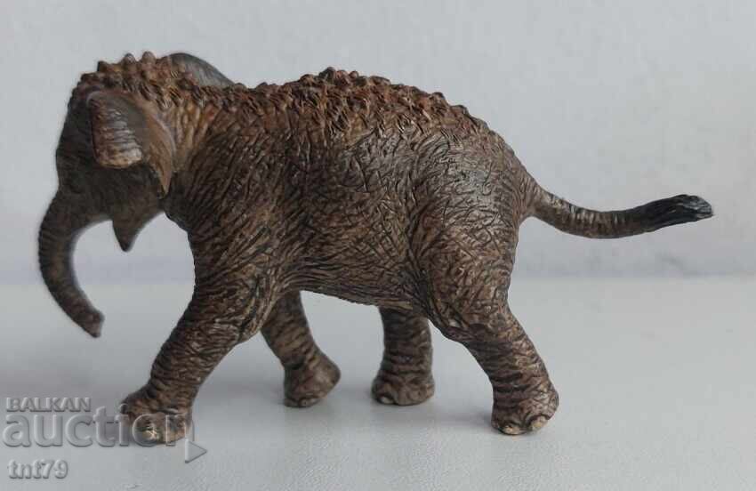 Аукцион Фигура, животни малък слон – Schleich.