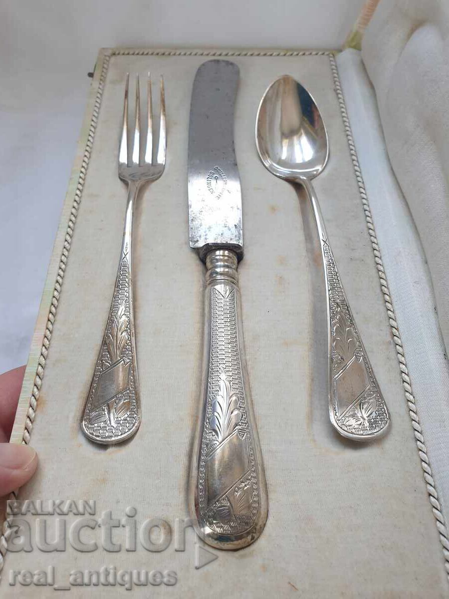 Комплект посребрени прибори с цена € 48.00 | 93.88 лв.