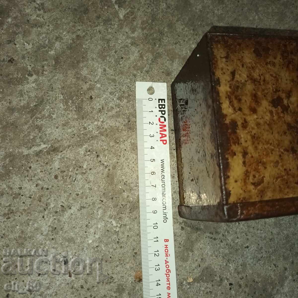 Μεταλλικό κουτί με καπάκι και κλειδαριά - 7