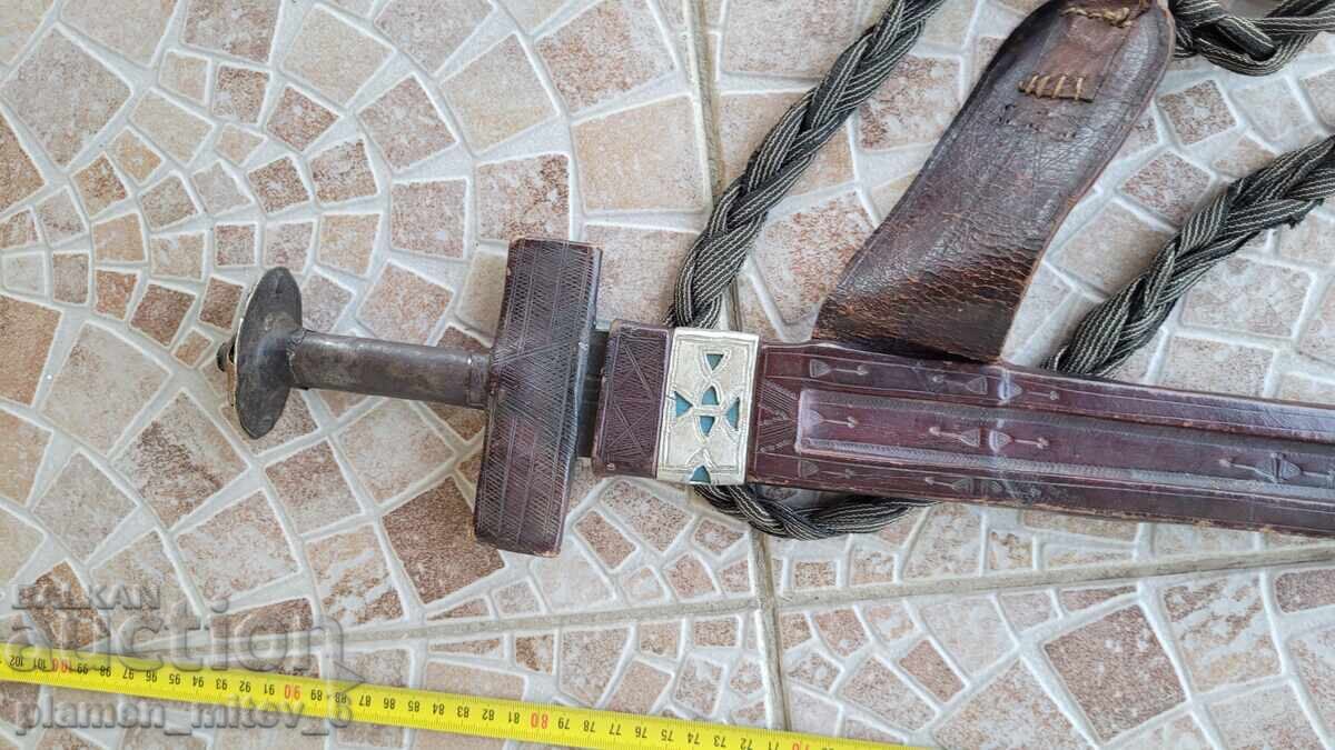 Sabie, palaș, cuțit, spadă, takouba cu preț € 160.00 | 312.93 BGN