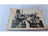 Снимка Ученици от IV -а отделение