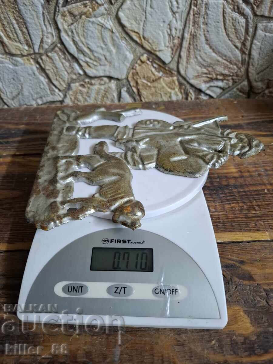 Аукцион Старо метално пано ловни мотиви