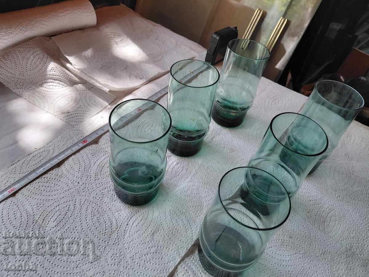 Δημοπρασία Σετ από παλιά ποτήρια, πράσινο γυαλί, σε καλή κατάσταση