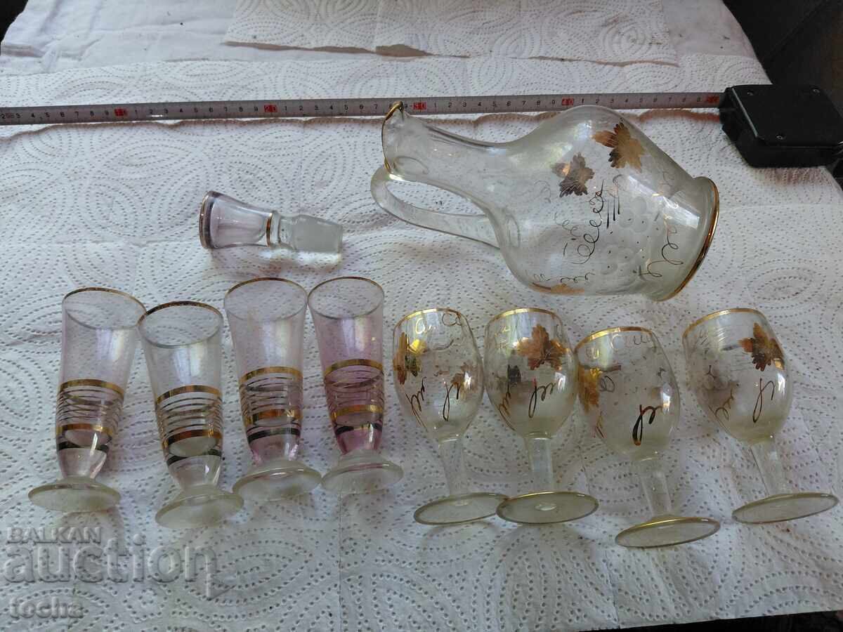 Set antic superb, bine păstrat cu preț € 3.50 | 6.85 BGN