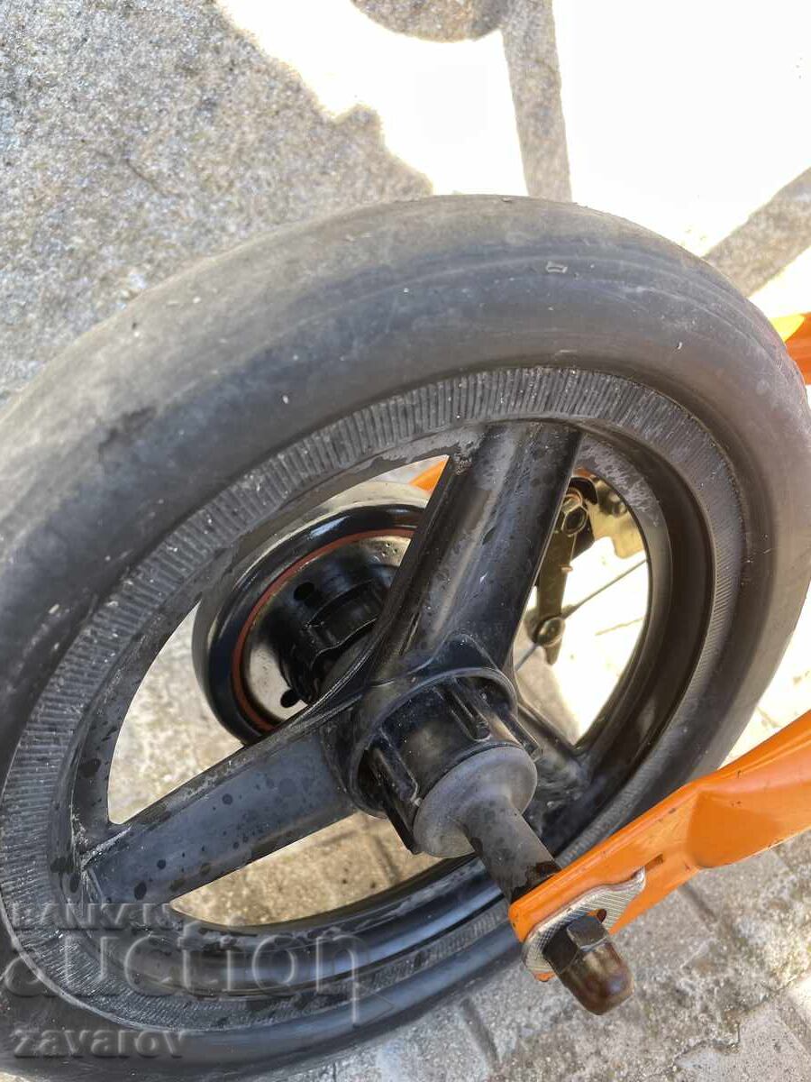 Delivery of Children's Balance Bike
