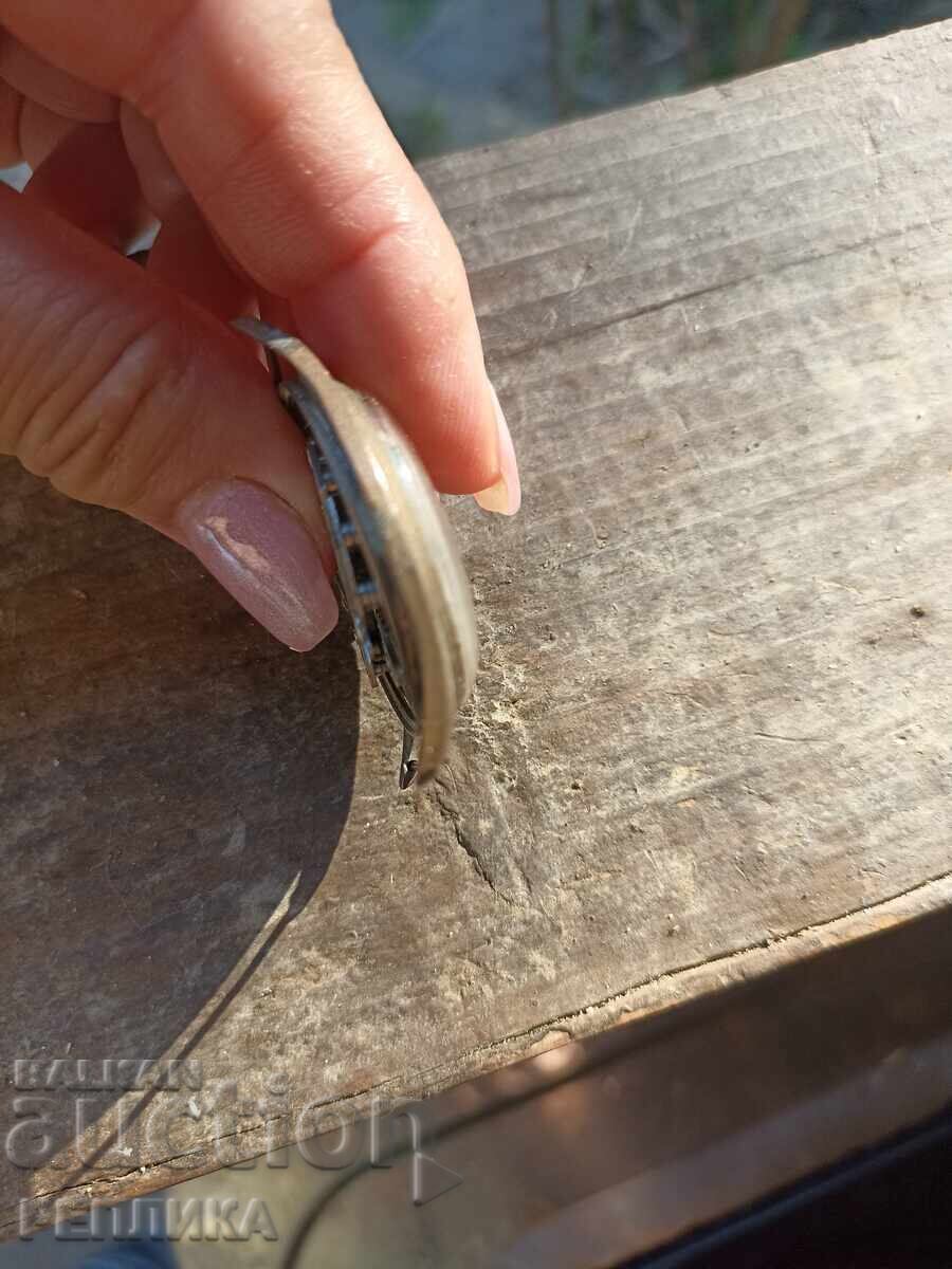 Delivery of A collector's watch