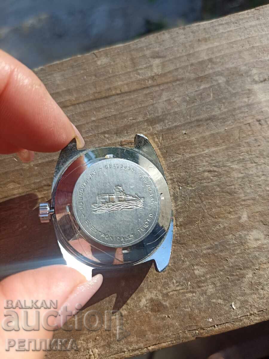 A collector's watch with price € 10.00 | 19.56 BGN