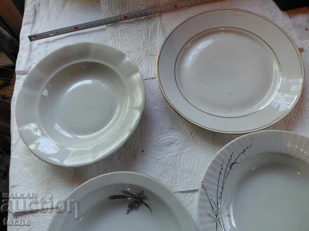 Licitație Porțelan bulgăresc vechi, farfurii, lot de patru
