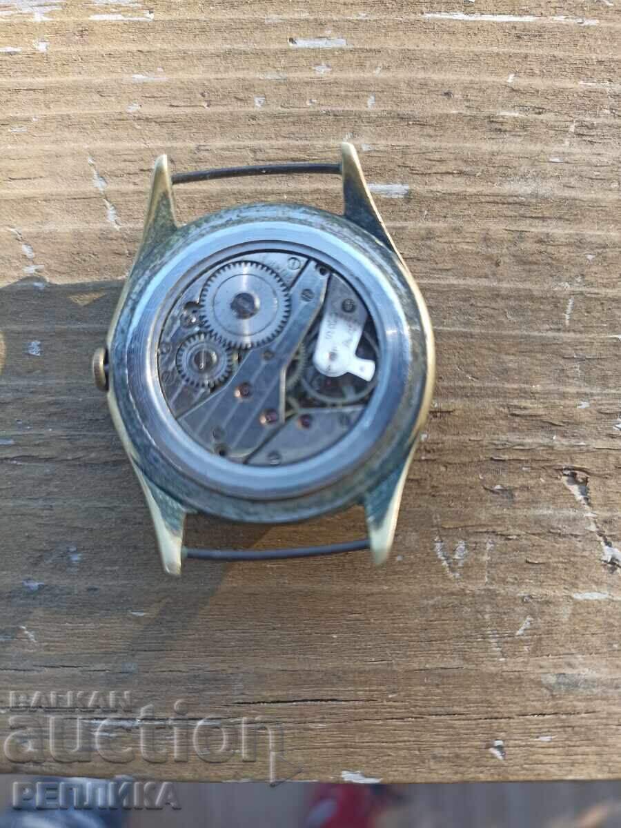 A collector's watch with price € 10.00 | 19.56 BGN