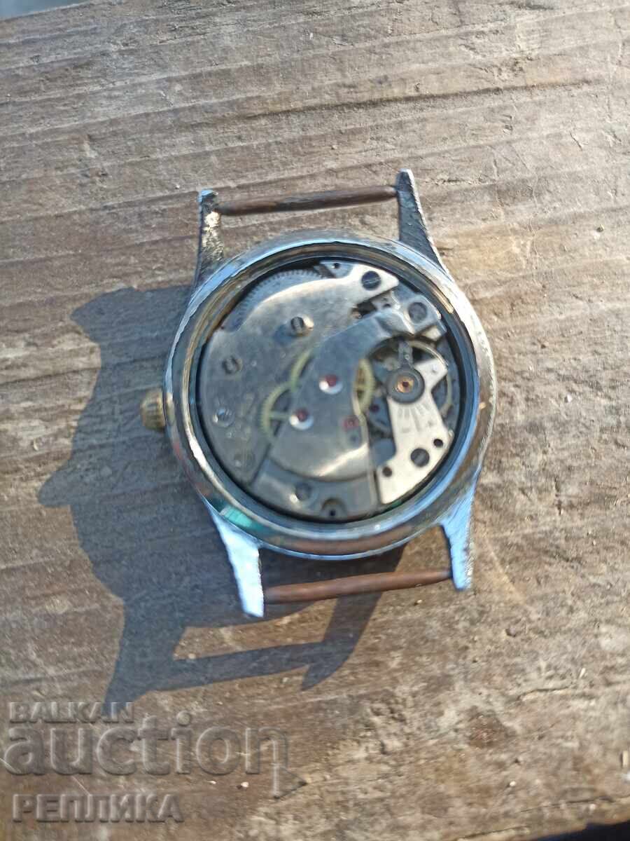 A collector's watch with price € 10.00 | 19.56 BGN