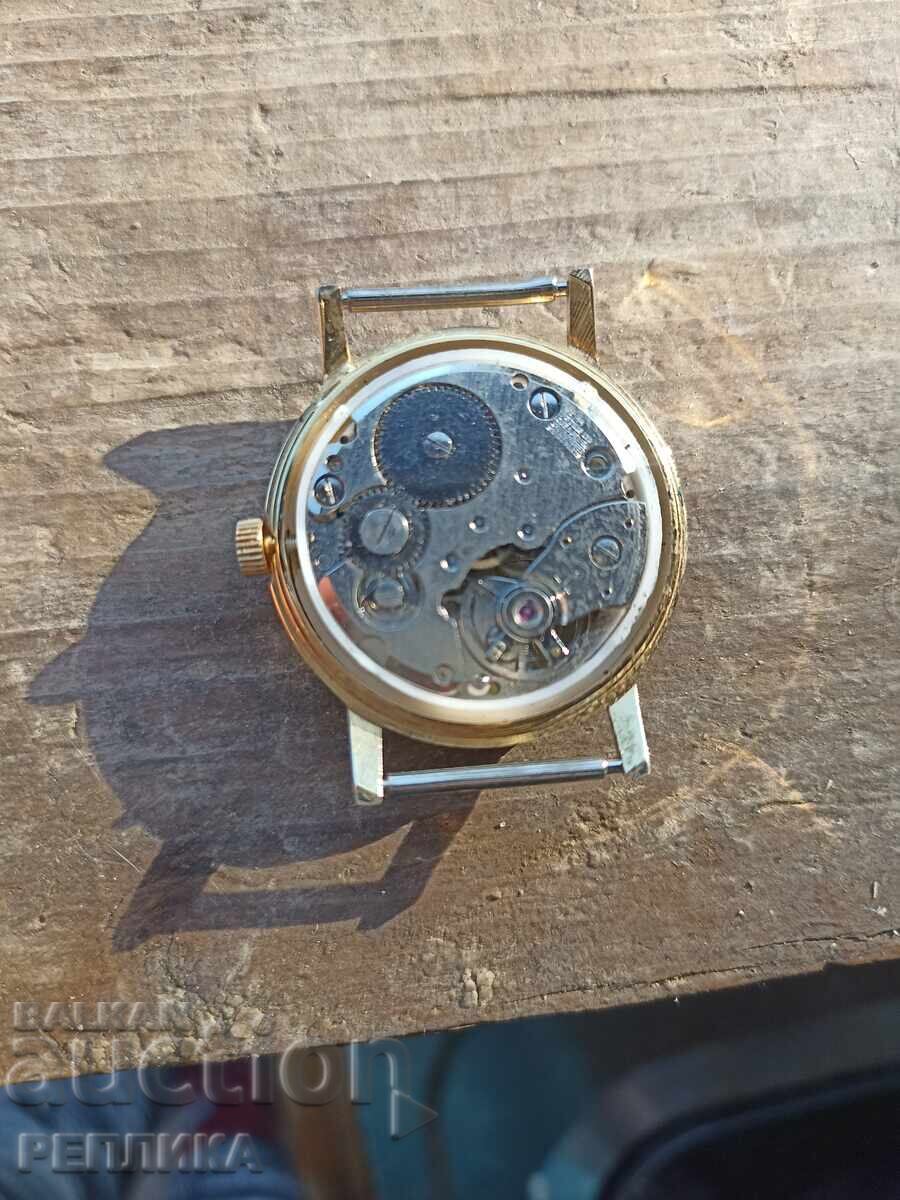 Un ceas de colecție cu preț € 10.00 | 19.56 BGN