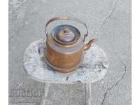 Стар Меден Чайник....