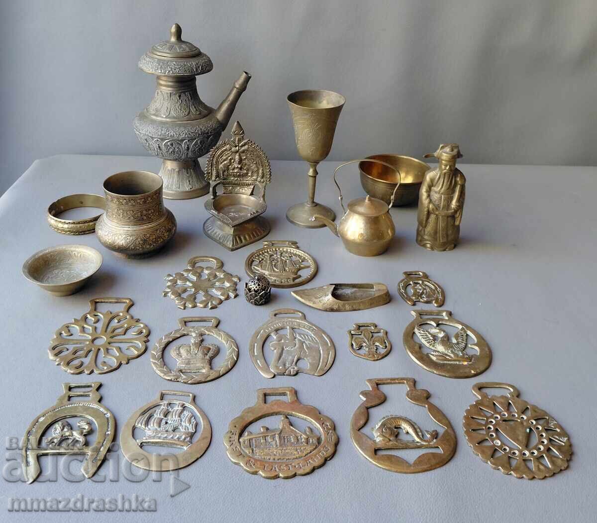 Lot mare de obiecte din bronz