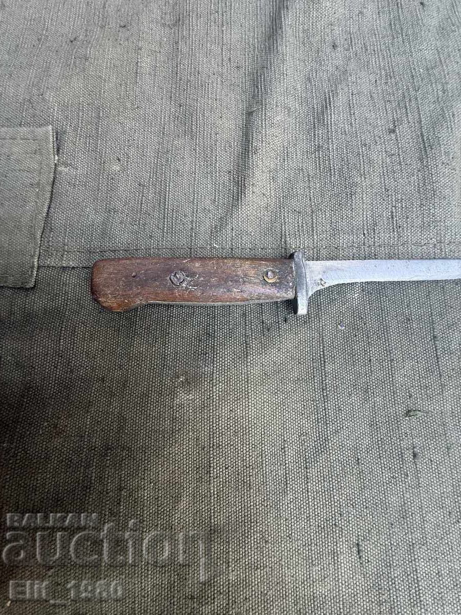 Delivery of Pandeschi Knife