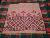 Χειροποίητη κεντημένη μαξιλαροθήκη BZC από 0.01 σεντ