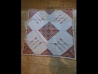 Μεγάλο χειροκέντητο τραπεζομάντιλο, τιμή εκκίνησης από 0.01 cent