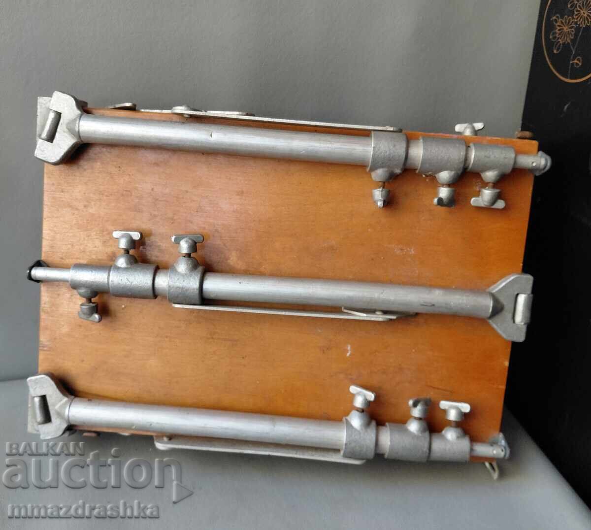 Livrarea Șevalet portabil cu paletă pentru artiști