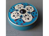 Cutie de bijuterii veche, emailată