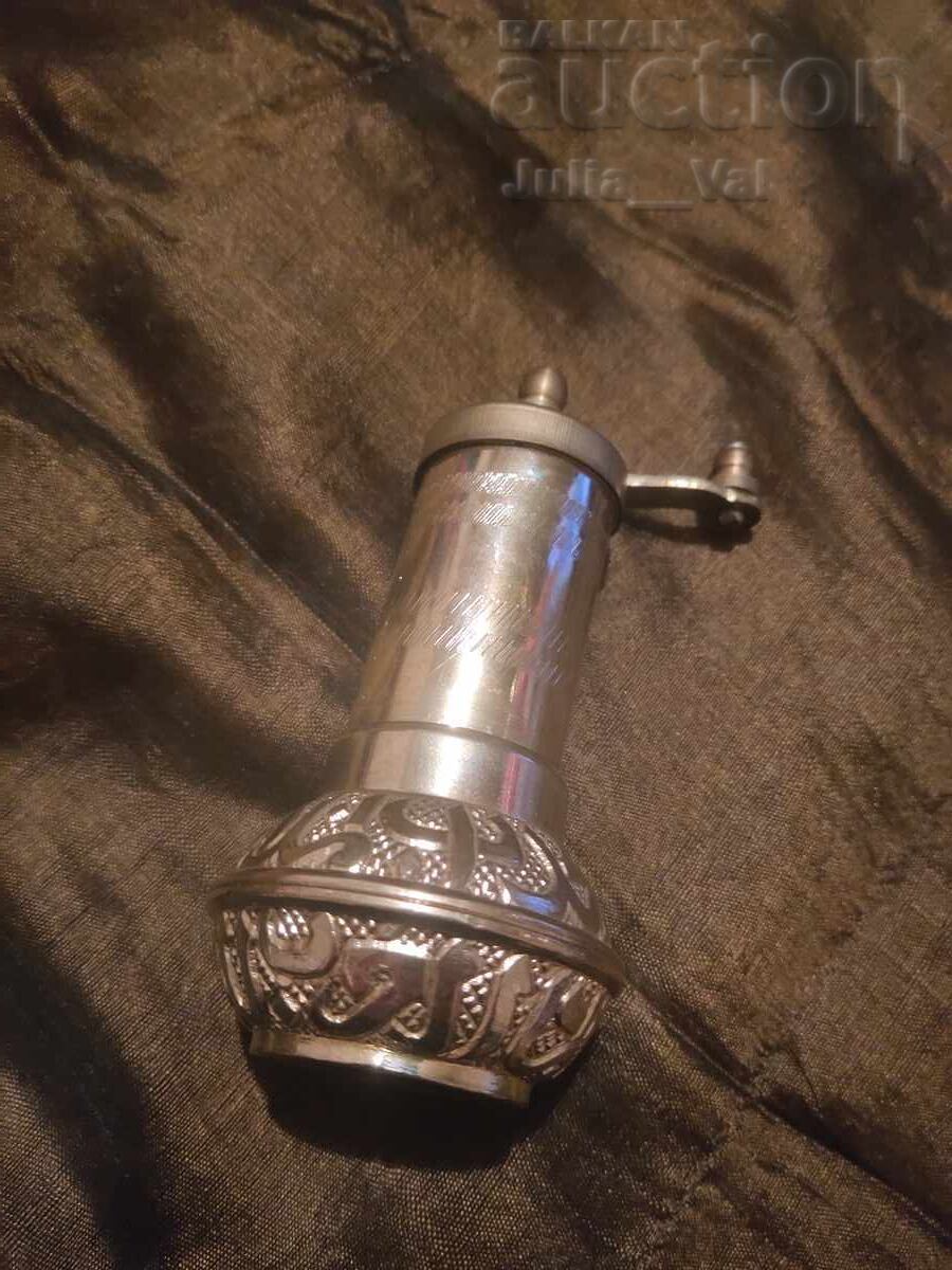 Old BZC pepper mill from 1 cent